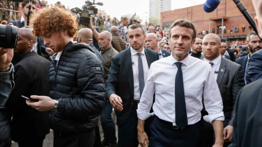 Tổng thống Pháp Macron tiến hành buổi vận động tranh cử đầu tiên